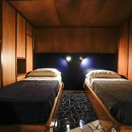 Hostel Nap Spaccanapoli Neapol