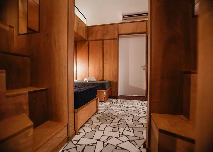 Hostal Nap Spaccanapoli *