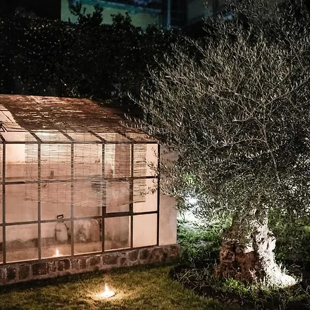 Nap Spaccanapoli بيت شباب