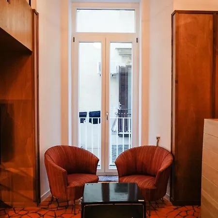 Nap Spaccanapoli بيت شباب نابولي